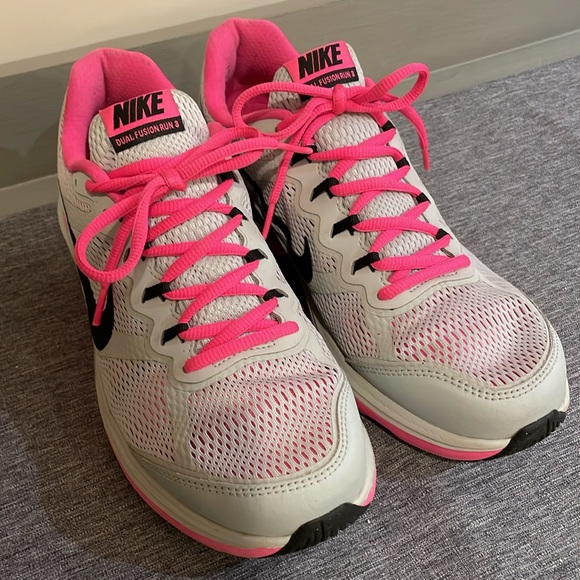 Nike Dual Fusion Run 3 Athletic Sneakers Women’s 10 Grey Pink Black Swoosh - Picture 14 of 15